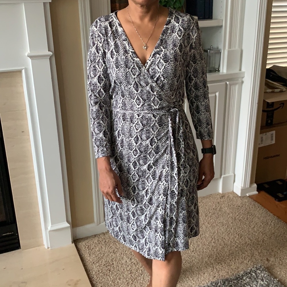Super Soft Mng Basics Snakeskin Print Wrap Dress,… - image 3